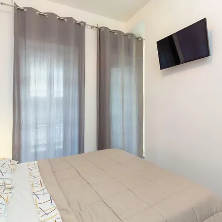 ベッド・アンド・ブレックファスト Mi